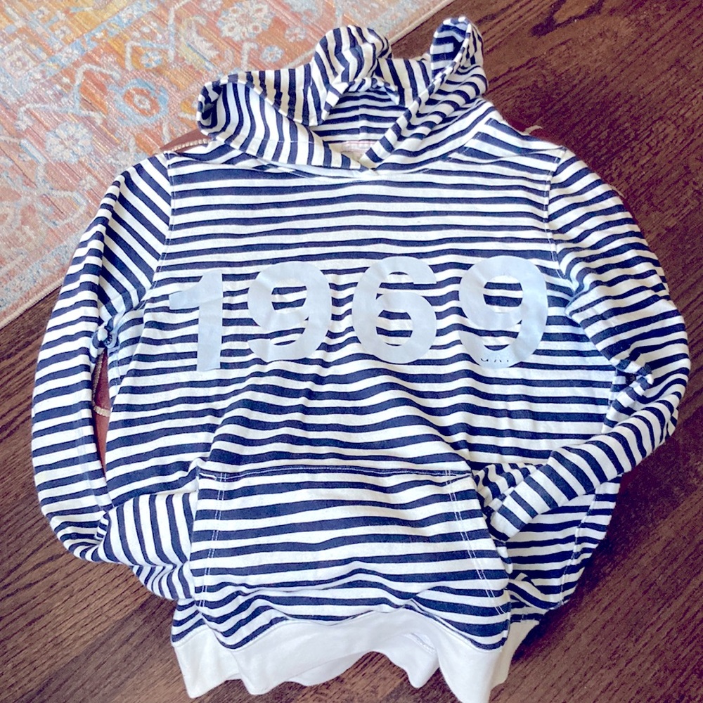 The GAP Blue and white hoodie sweat-Shirt